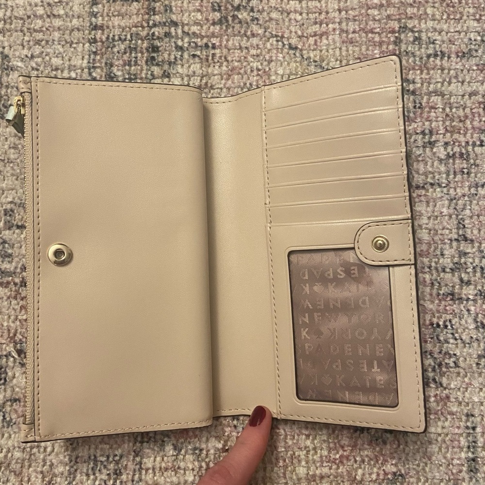 Kate Spade Wallet - Picture 4 of 10